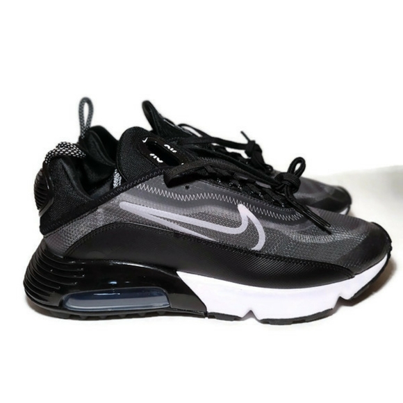 nike women's size 11 in mens